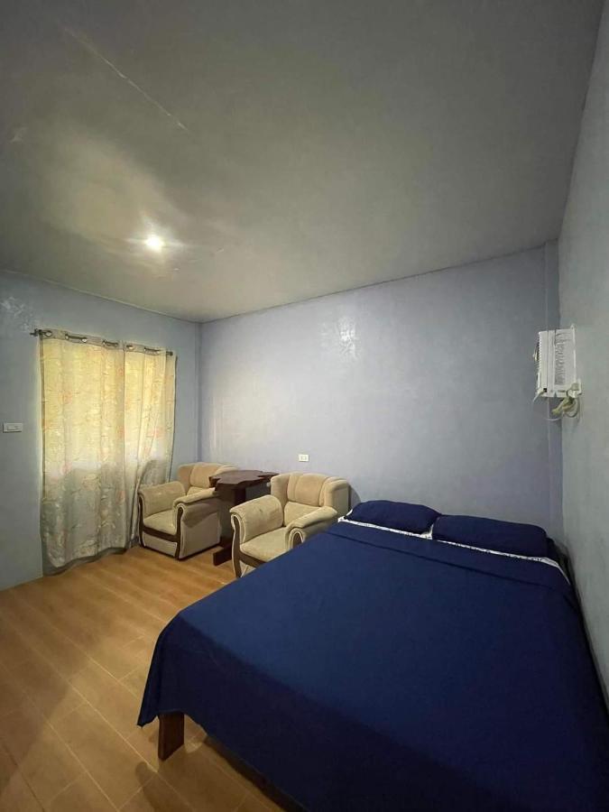 C - Side Inn Mambajao Exteriör bild